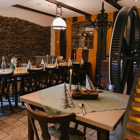 Zur Margarethenmuehle - Landgasthof Und Waldhotel Rosswein Екстериор снимка