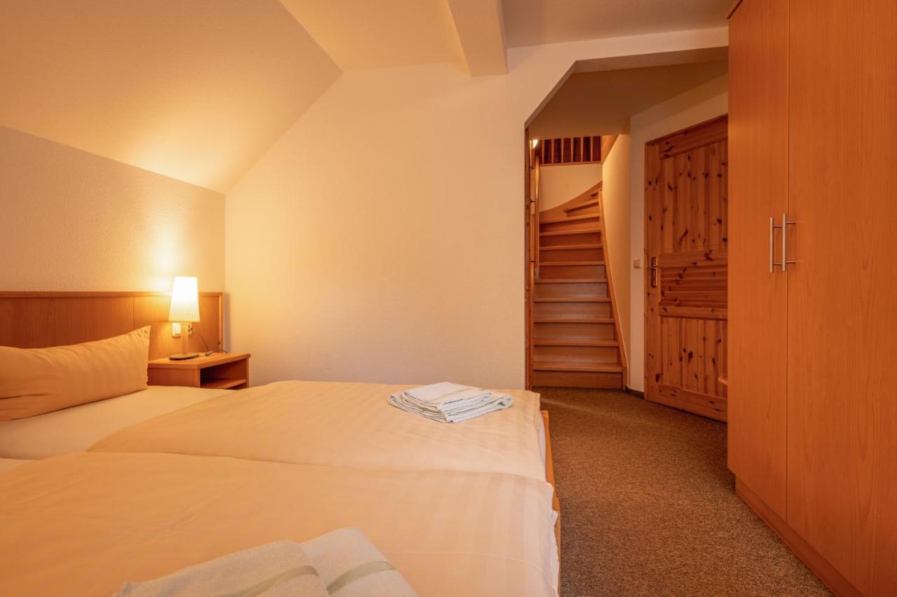 Zur Margarethenmuehle - Landgasthof Und Waldhotel Rosswein Екстериор снимка