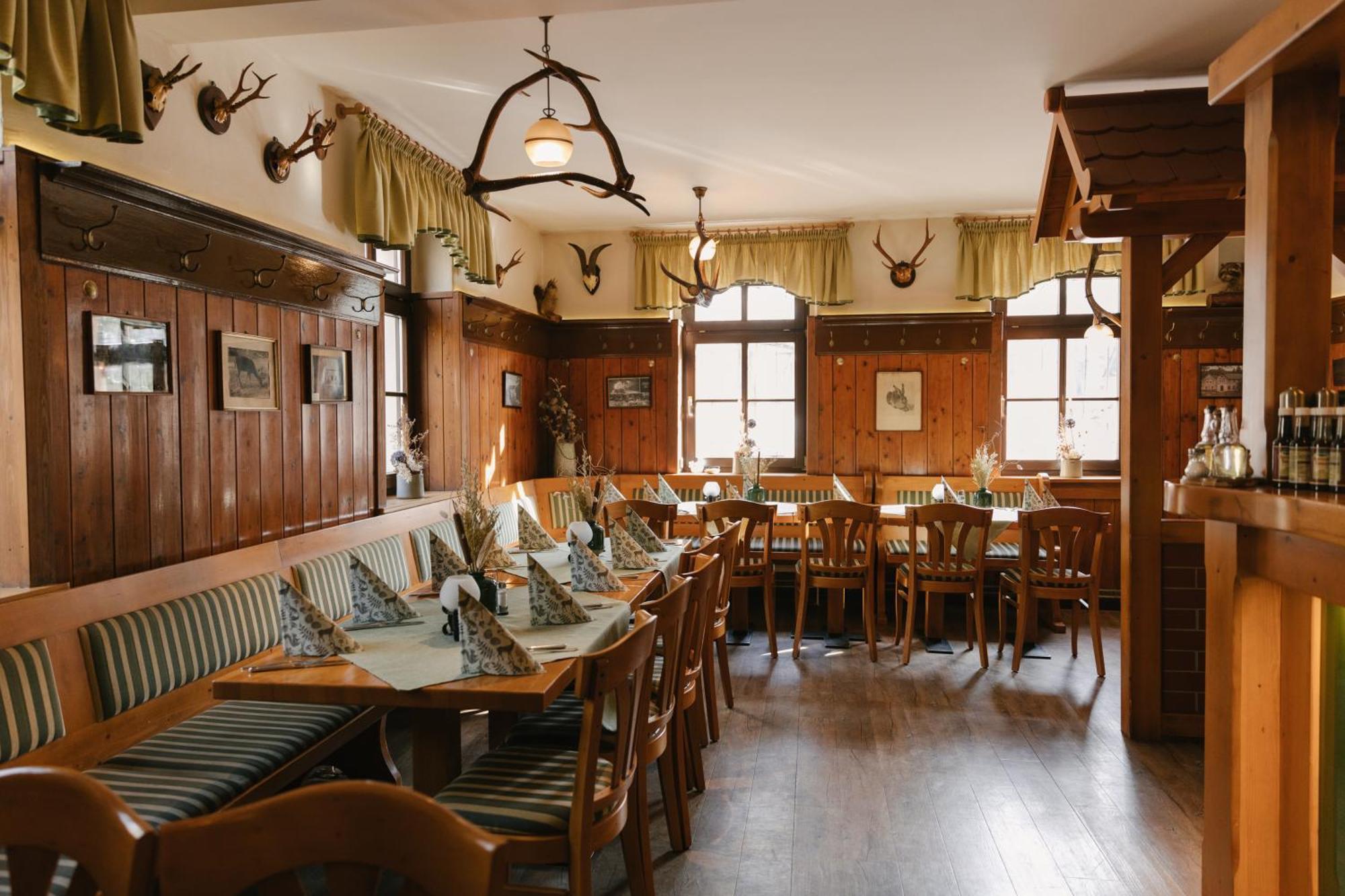 Zur Margarethenmuehle - Landgasthof Und Waldhotel Rosswein Екстериор снимка